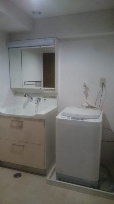 リフォーム施工事例：N様邸　洗面交換