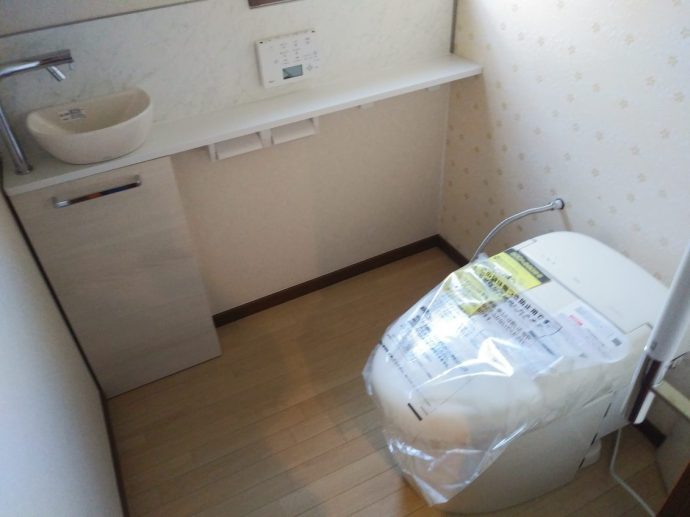 リフォーム施工事例：姶良市Y様邸　トイレ交換